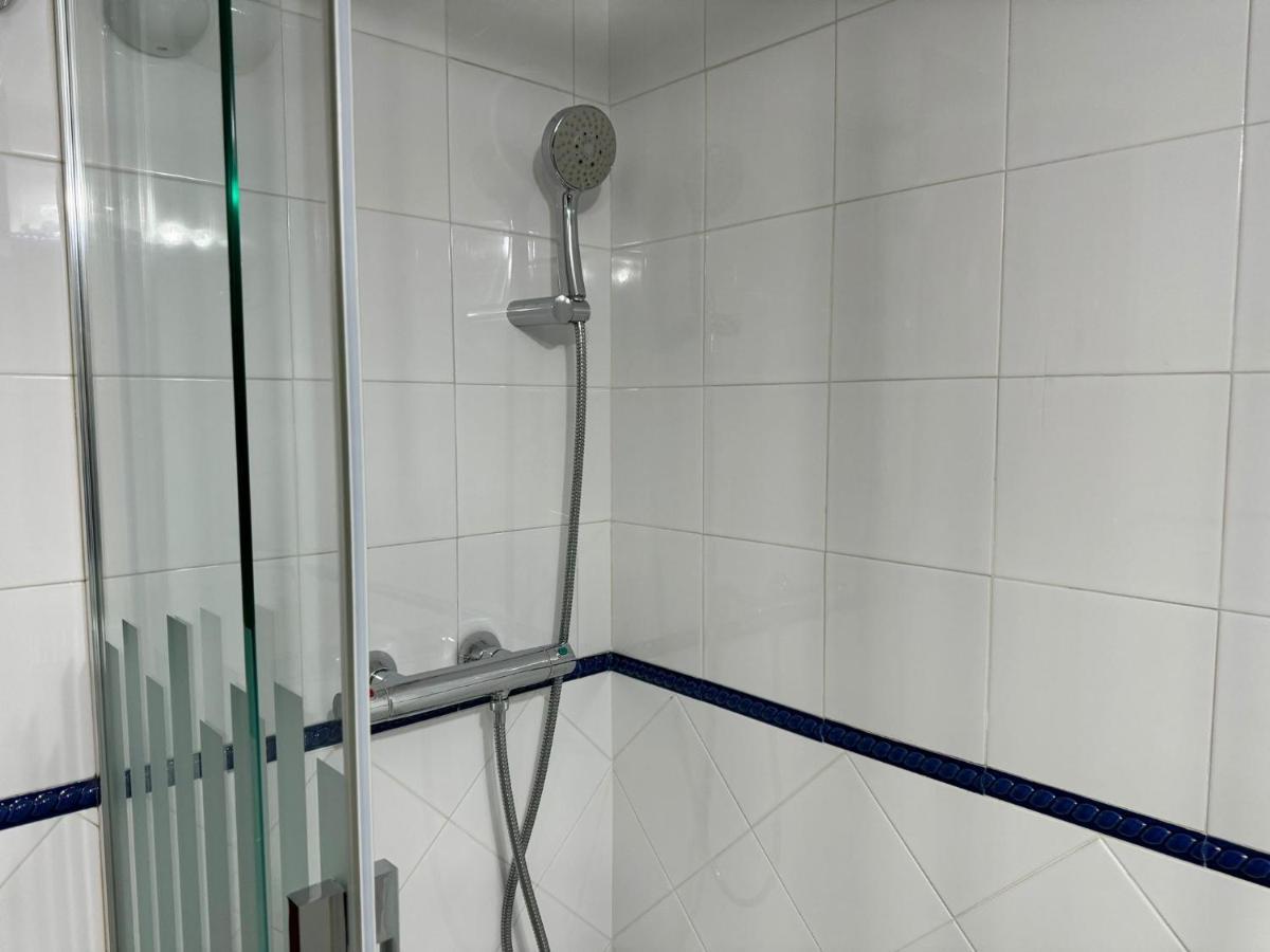 Apartamento Buen Pastor Con Parking Gratuito Córdoba Kültér fotó